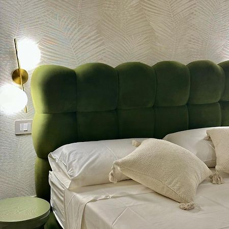Golden Palm B&B บารี ภายนอก รูปภาพ